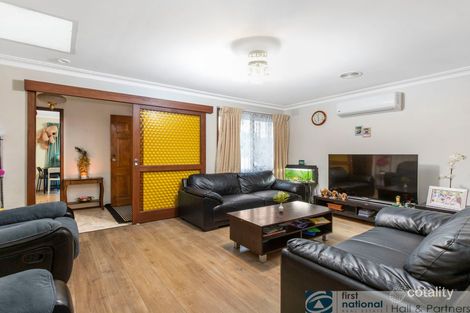 Property photo of 28 Neasham Drive Dandenong North VIC 3175