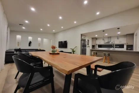 Property photo of 18 Haines Street Cranbourne East VIC 3977