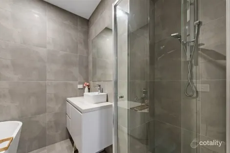 Property photo of 28 Malone Circuit Deanside VIC 3336