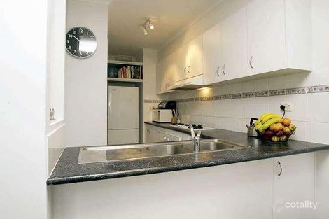 Property photo of 25 Tankard Street Kensington VIC 3031