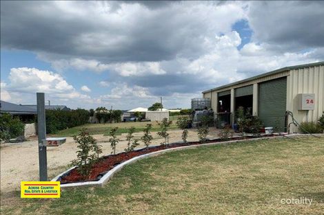 24 Bond St, Moffatdale, QLD 4605