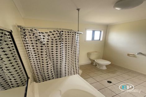 7 Townsville St, Ravenswood, QLD 4816