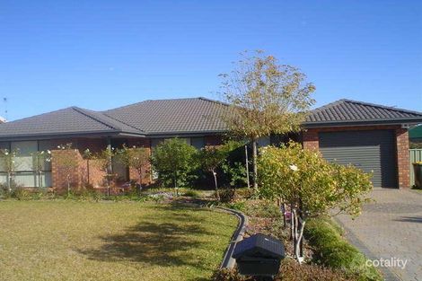 Property photo of 13 Lincoln Parkway Dubbo NSW 2830