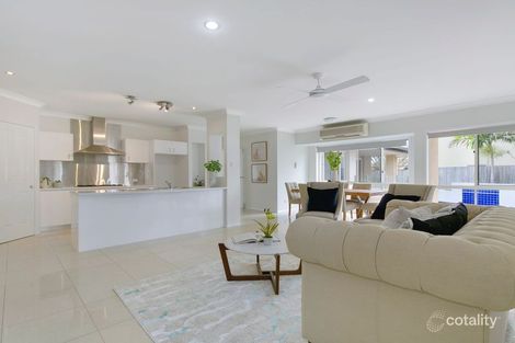 Property photo of 12 Lightwood Place Sinnamon Park QLD 4073