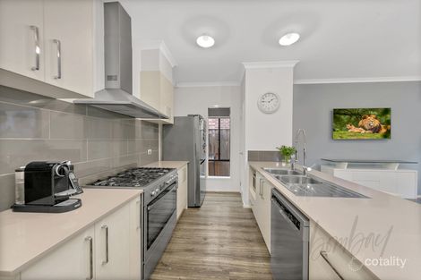 Property photo of 8 Woodson Drive Wollert VIC 3750