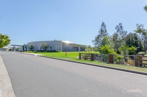 Property photo of 10 Lorikeet Circuit Fullerton Cove NSW 2318