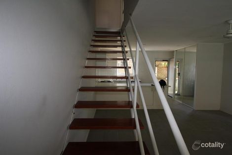 Property photo of 2/248 Marine Parade Labrador QLD 4215