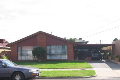 2 Taegtow Way, Altona Meadows, VIC 3028