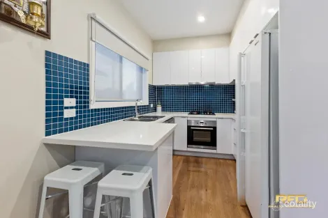 Property photo of 1/80 Oberon Avenue St Albans VIC 3021