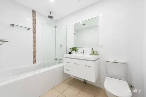 Property photo of 31 Lofberg Road West Pymble NSW 2073