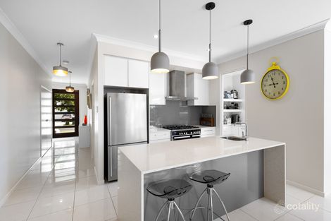 Property photo of 10 Osprey Drive Birtinya QLD 4575