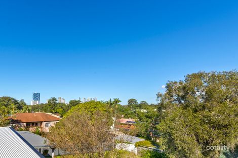 Property photo of 26 Walter Street Labrador QLD 4215