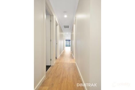 Property photo of 27 Broadford Crescent Findon SA 5023