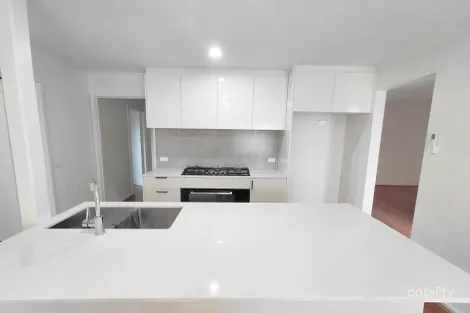 Property photo of 24 Symons Crescent Morwell VIC 3840