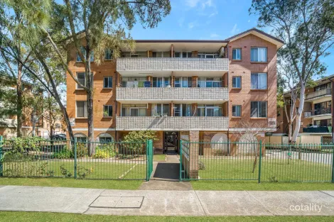 19/4 Beale St, Liverpool, NSW 2170