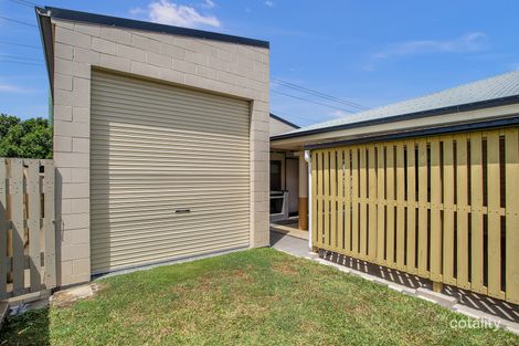 Property photo of 27 Wing Crescent Mount Pleasant QLD 4740