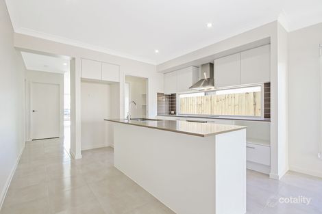 Property photo of 5 Newton Place Baringa QLD 4551