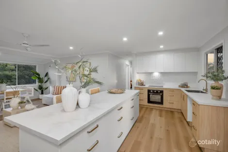 Property photo of 3 Jayne Court Kelso QLD 4815