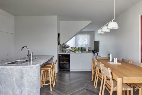 Property photo of 33 Piccolo Circuit Williamstown North VIC 3016