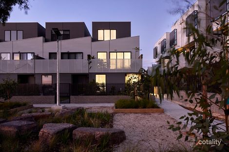Property photo of 33 Piccolo Circuit Williamstown North VIC 3016