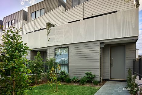 Property photo of 33 Piccolo Circuit Williamstown North VIC 3016