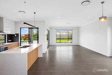 Property photo of 15 Harmony Crescent South Ripley QLD 4306