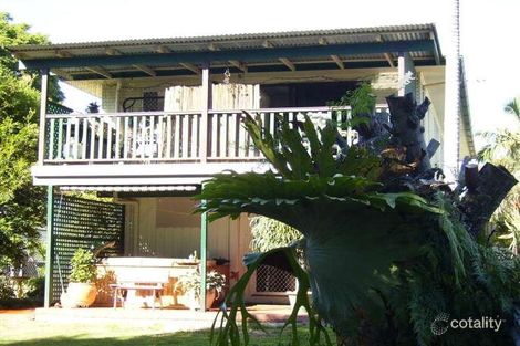 Property photo of 71 Waterview Avenue Wynnum QLD 4178
