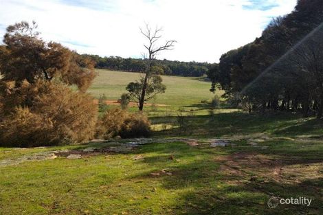 Lot 100 Echidna Cl, Wandering, WA 6308