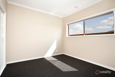 Property photo of 45 Toolern Waters Drive Weir Views VIC 3338