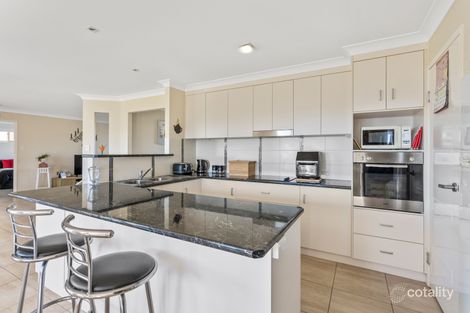 Property photo of 9 Finch Way Highfields QLD 4352