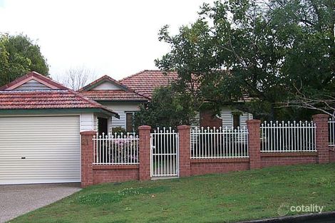 21 Renton St, Camp Hill, QLD 4152