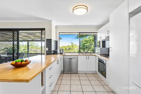 Property photo of 6 Brazel Court Cornubia QLD 4130