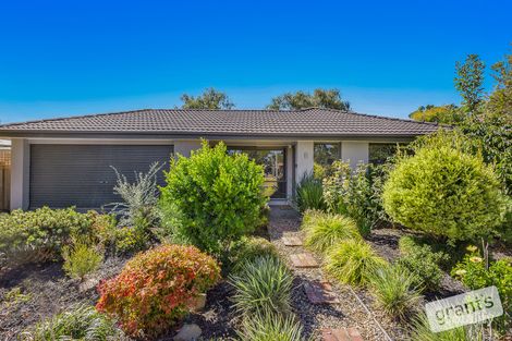 Property photo of 28 Coowarra Way Berwick VIC 3806