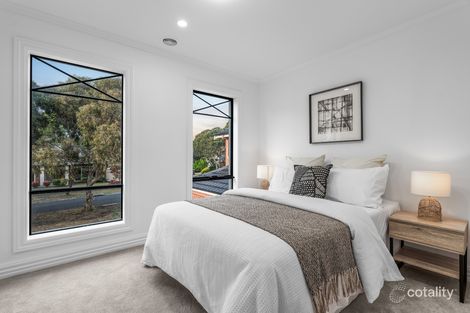 Property photo of 21 Clarke Place Mount Waverley VIC 3149