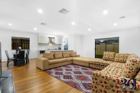 Property photo of 81 Cinnamara Circuit Tarneit VIC 3029