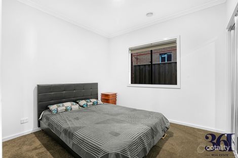 Property photo of 81 Cinnamara Circuit Tarneit VIC 3029