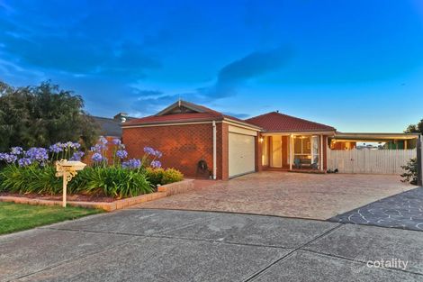 Property photo of 15 Herman Close Taylors Lakes VIC 3038