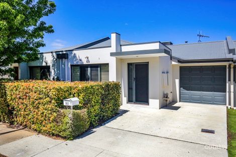 28 Hesba Brinsmead St, Franklin, ACT 2913