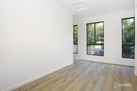 Property photo of 2/33 Diamantina Circuit Pacific Pines QLD 4211