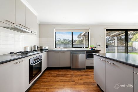 Property photo of 1 Eastern View Drive Eastwood VIC 3875