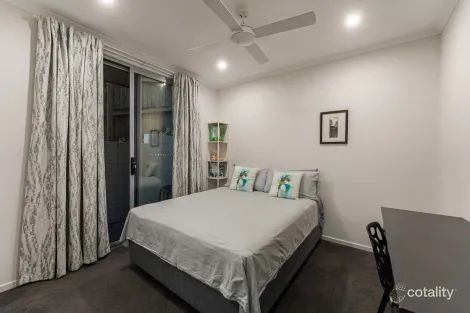 Property photo of 66 Fifth Avenue Balmoral QLD 4171