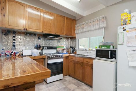 Property photo of 2 Sharland Close Mount Evelyn VIC 3796