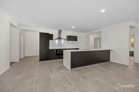Property photo of 21 Highfield Street Bundamba QLD 4304