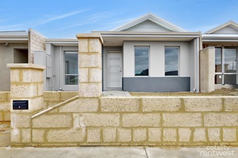 135 Badgerup Ave, Lakelands, WA 6180