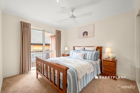 Property photo of 17 Clendon Street Berwick VIC 3806
