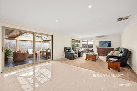 Property photo of 17 Clendon Street Berwick VIC 3806