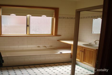 Property photo of 2/42 Gilbert Road Mount Barker SA 5251