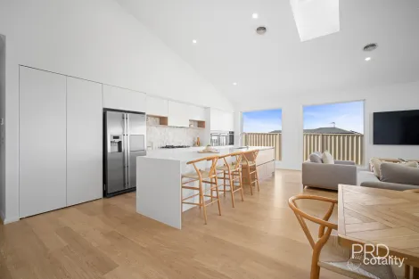 Property photo of 244 Muttama Parade Gobbagombalin NSW 2650