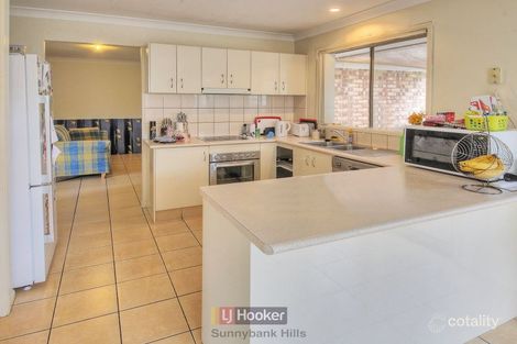 Property photo of 11 Naracoorte Place Parkinson QLD 4115