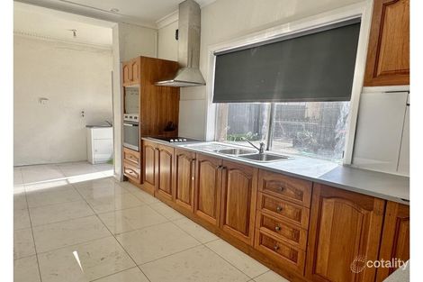 Property photo of 4 Lake Avenue Cringila NSW 2502